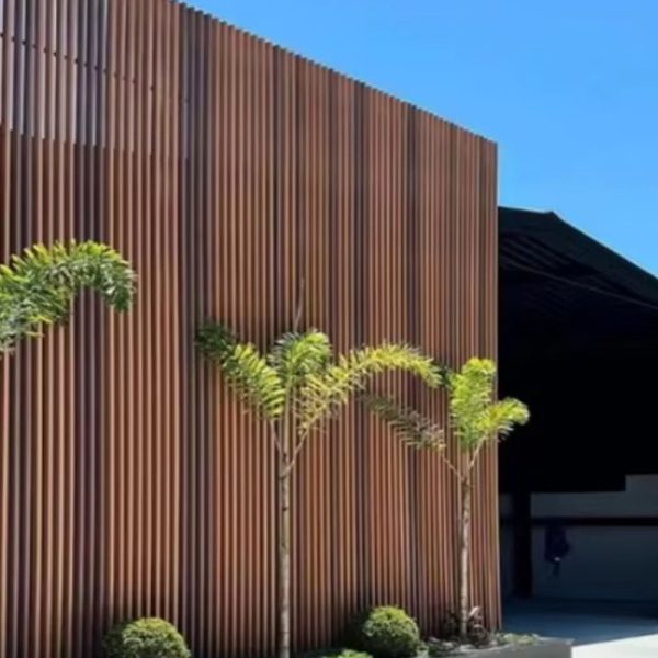 Manufacturer Customization WPC Fluted Panel for Outdoor Construction
